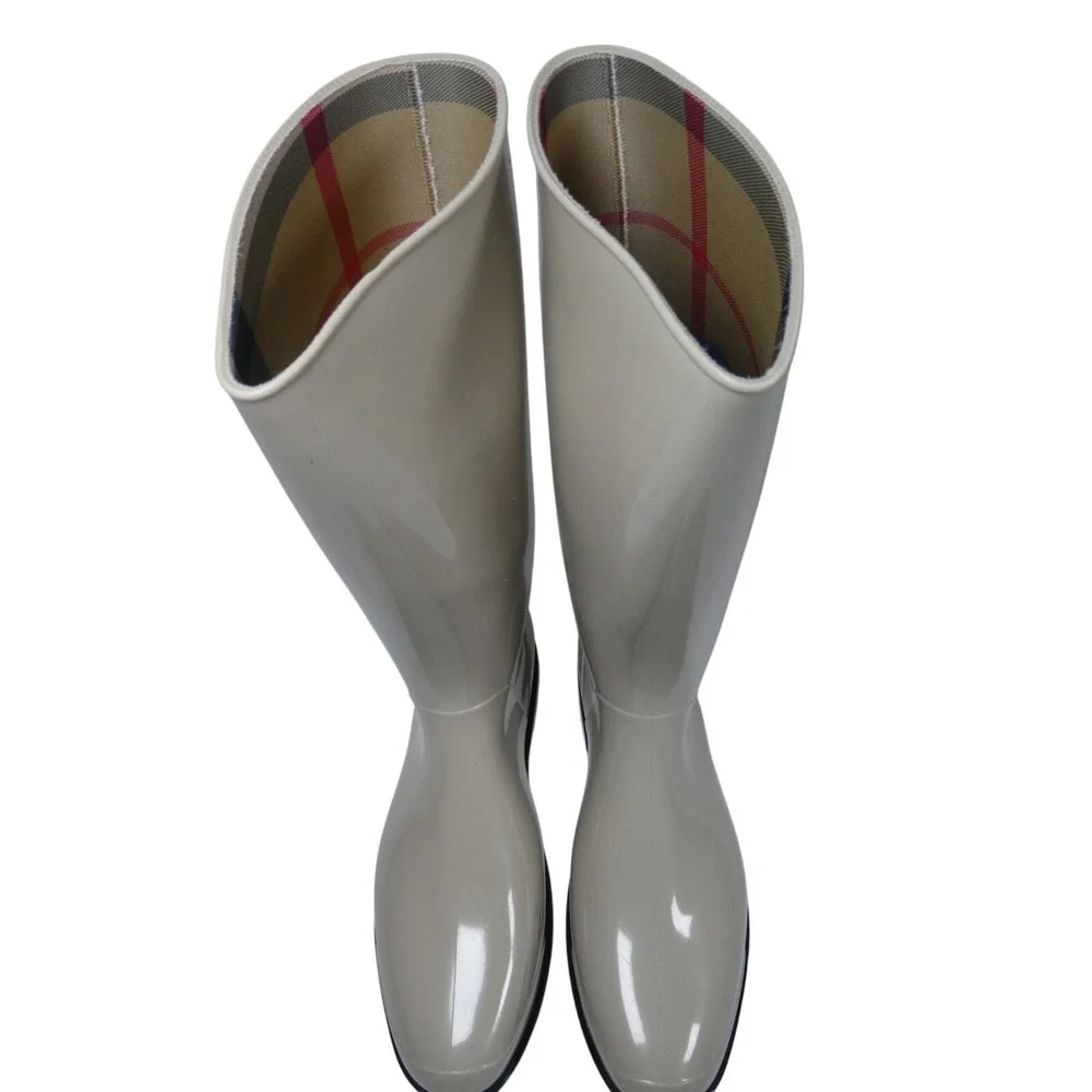 Burberry Equestrian Knight‎ Rainboot Size US 9.5